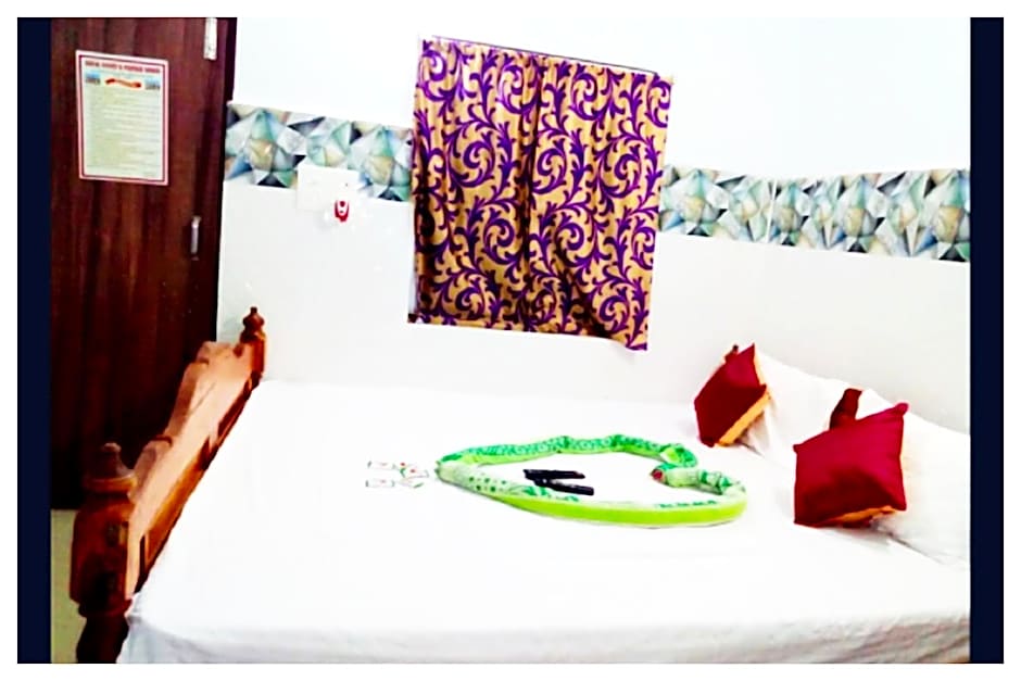 Goroomgo Pranab Sadan Near Golden Beach Swargadwar Puri