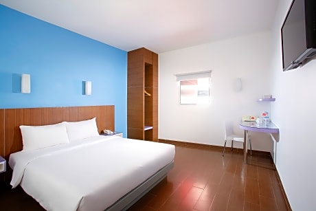 Color Room Double Bed