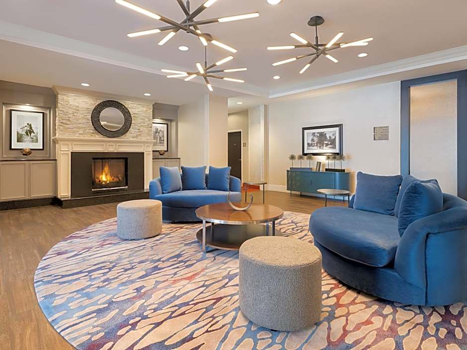 Homewood Suites By Hilton Cambridge-Arlington