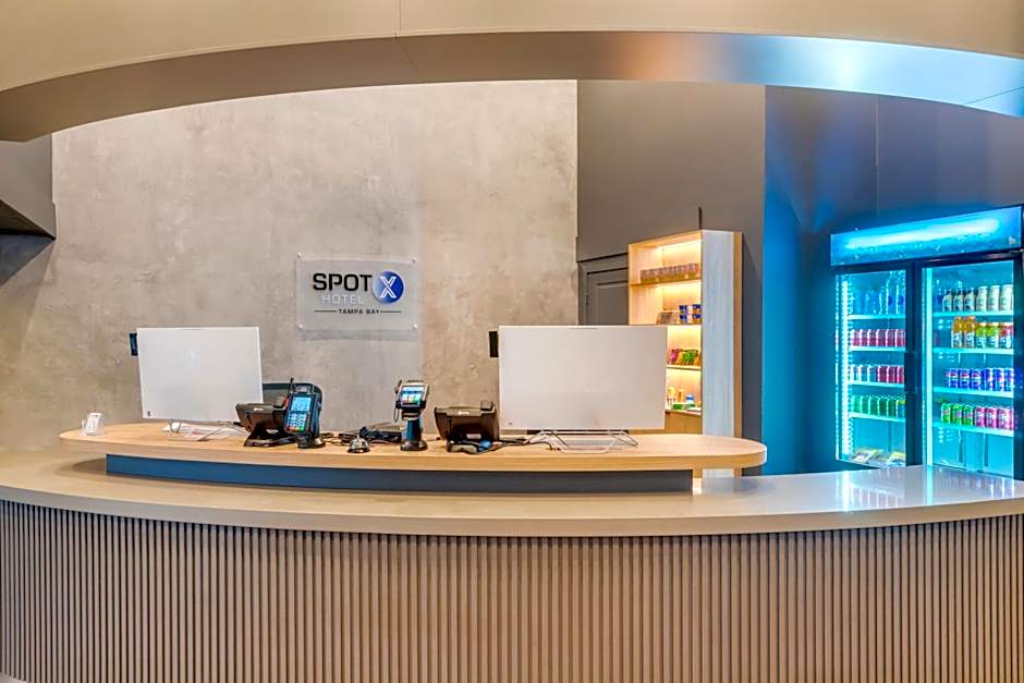 SPOT X Hotel Tampa - Wesley Chapel by The Red Collection