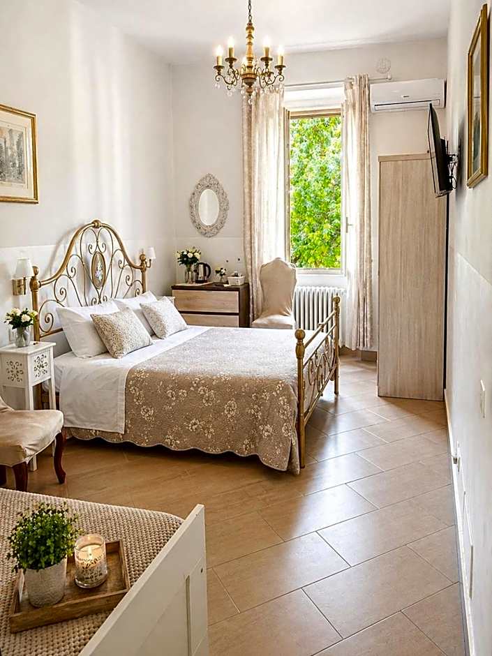 La Petite Maison