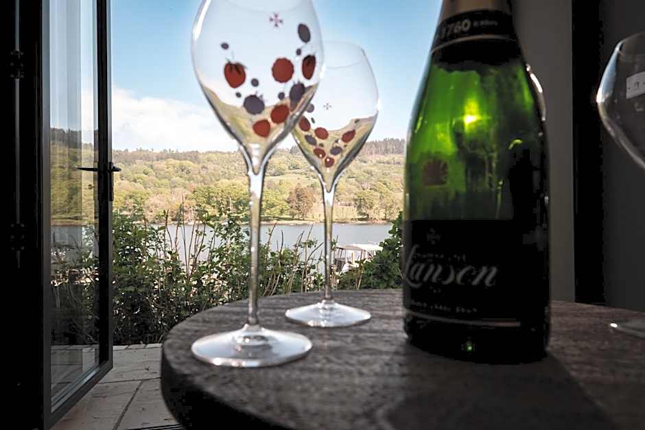 Lakeside Hotel and Spa