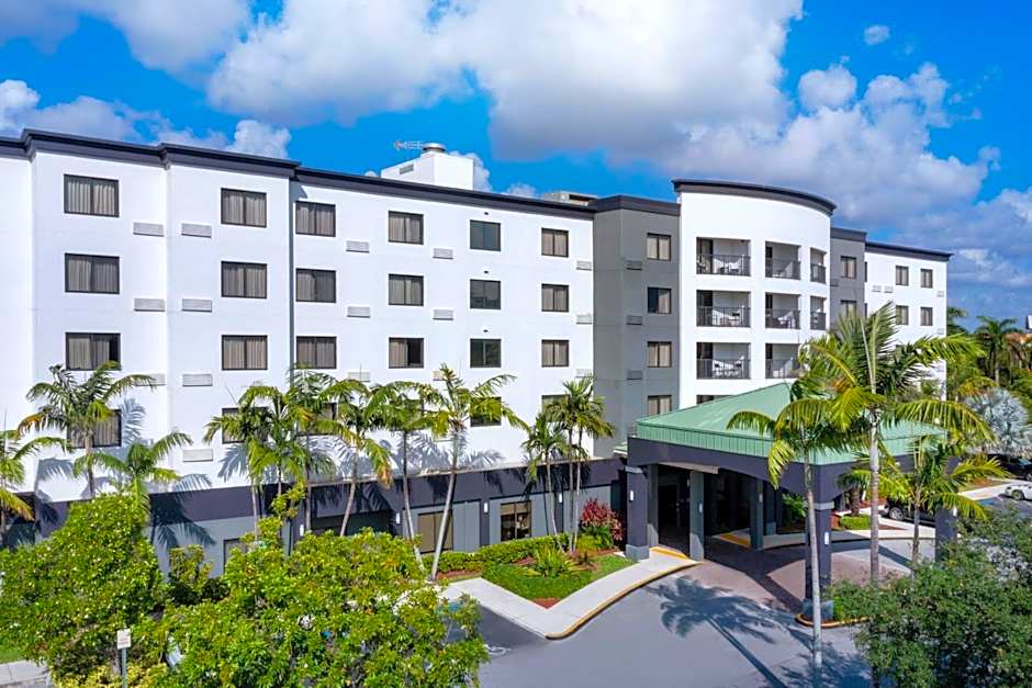 Courtyard by Marriott Miami At Dolphin Mall