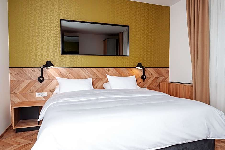 Urban Boutique Hotel Center