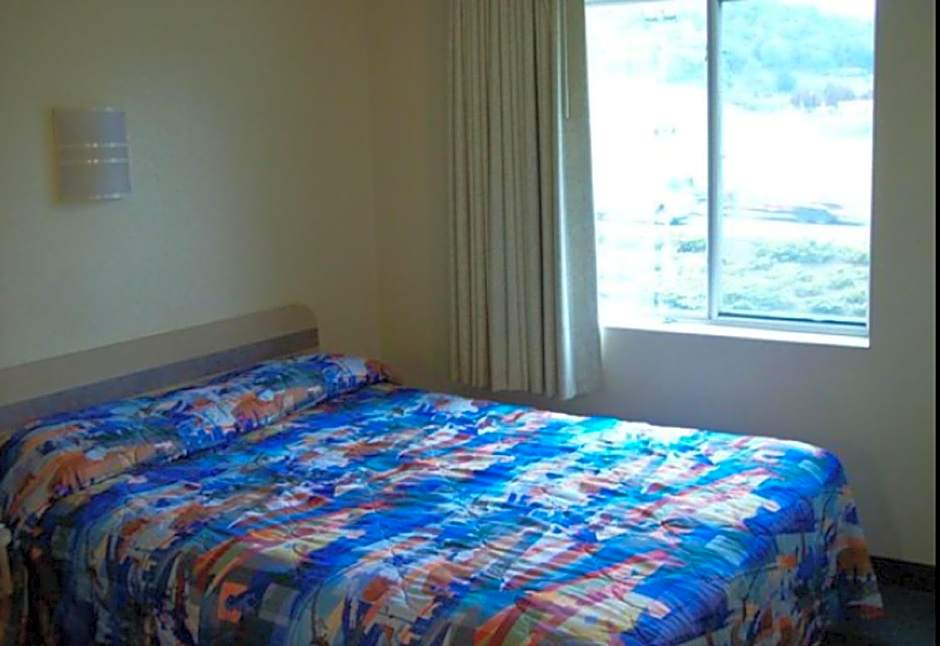 Motel 6-Roseburg, OR