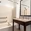 Country Inn & Suites by Radisson, Big Flats (Elmira), NY