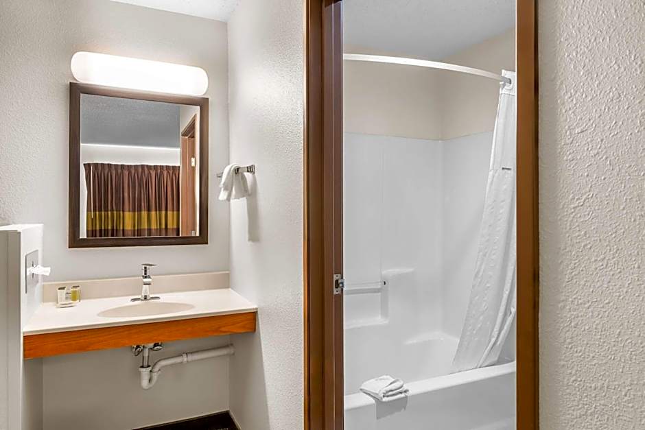 Super 8 by Wyndham Custer/Crazy Horse Area