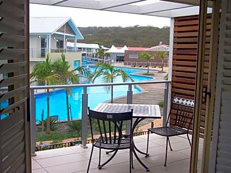 Oaks Pacific Blue 349 fantastic pool