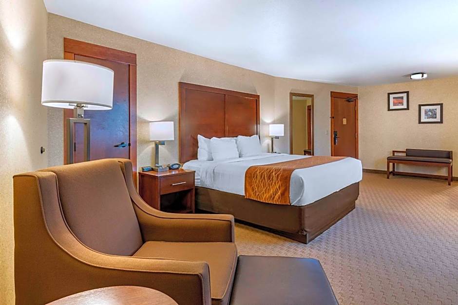 Comfort Inn & Suites Lincoln City