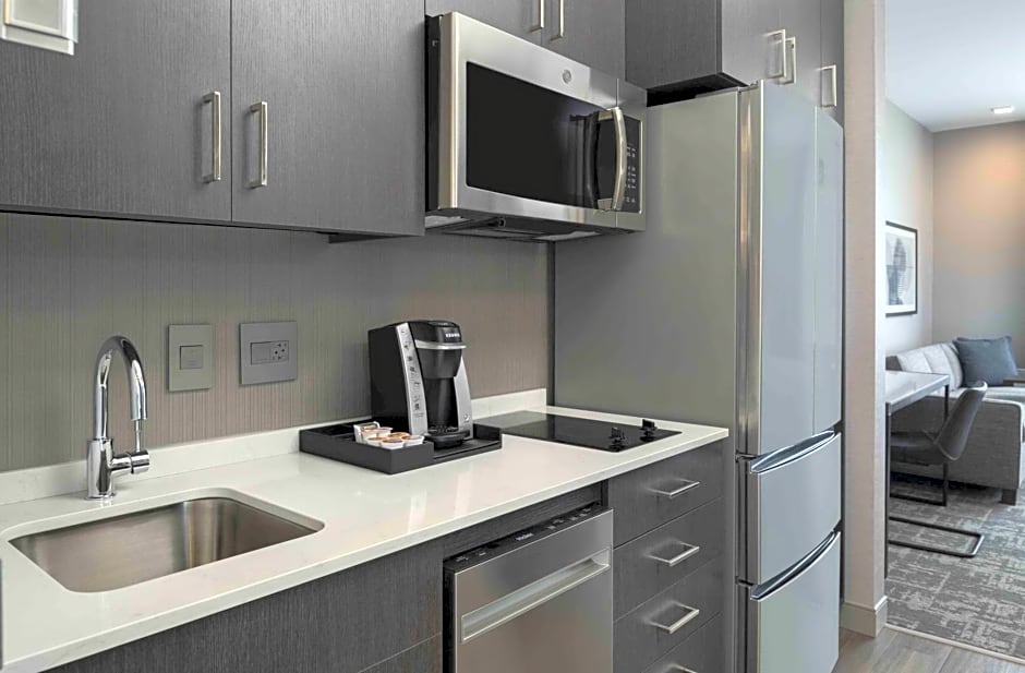 Staybridge Suites Boston Logan Airport - Revere By IHG