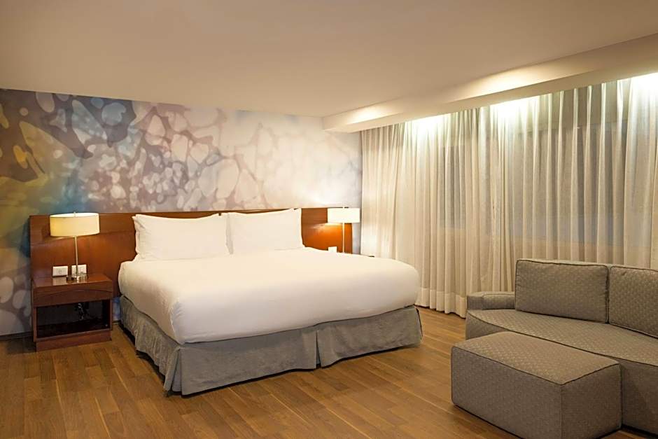 Courtyard by Marriott Mexico City Revolucion