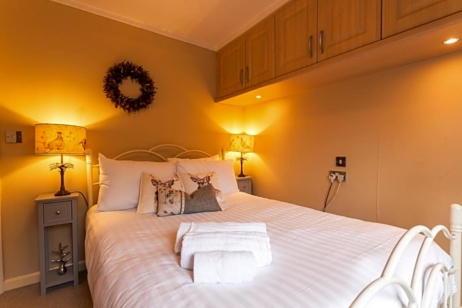 Hunters Lodge With Hot Tub