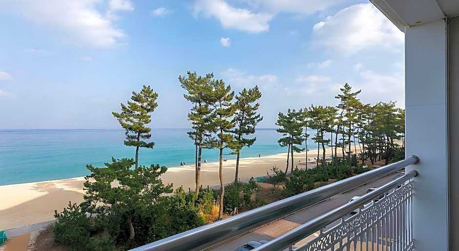 Gyeongpo Soo Hotel