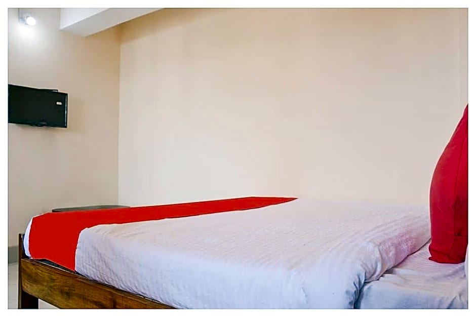 Goroomgo Caroline Homestay Bhubaneswar