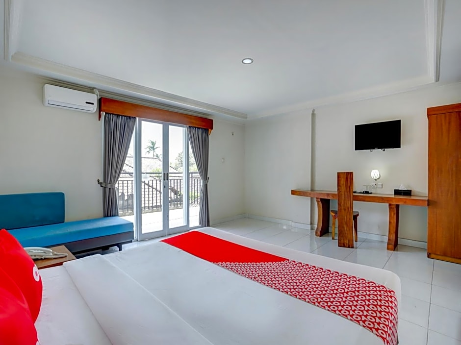 OYO 3950 The Ratna Hotel