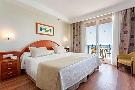 Double Single Use with Sea View