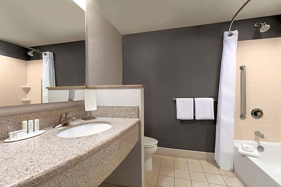 Courtyard by Marriott Lancaster