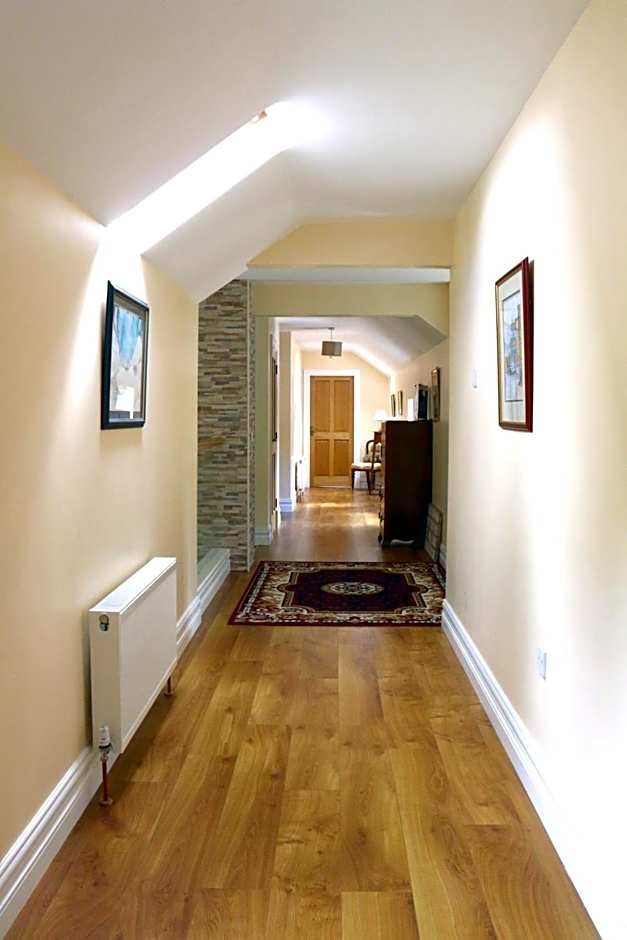 Emy Lakehouse - near Castle Leslie, Glaslough