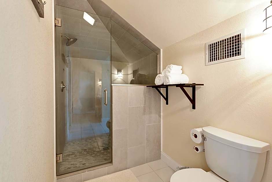 The Plantation House Boutique Inn