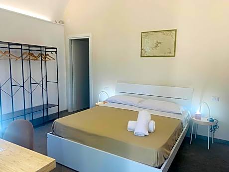 Family Room with Garden View