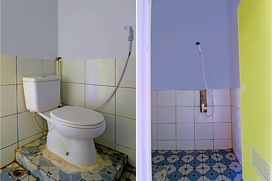 OYO 90809 Homestay Black Pink Merah Jambu Syariah