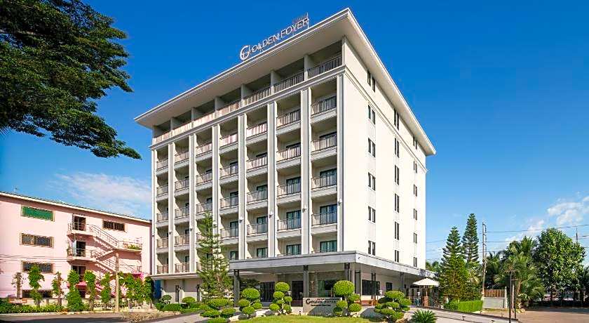 Golden Foyer Suvarnabhumi Airport Hotel