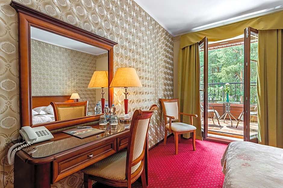 Hotel - Dworek Tryumf