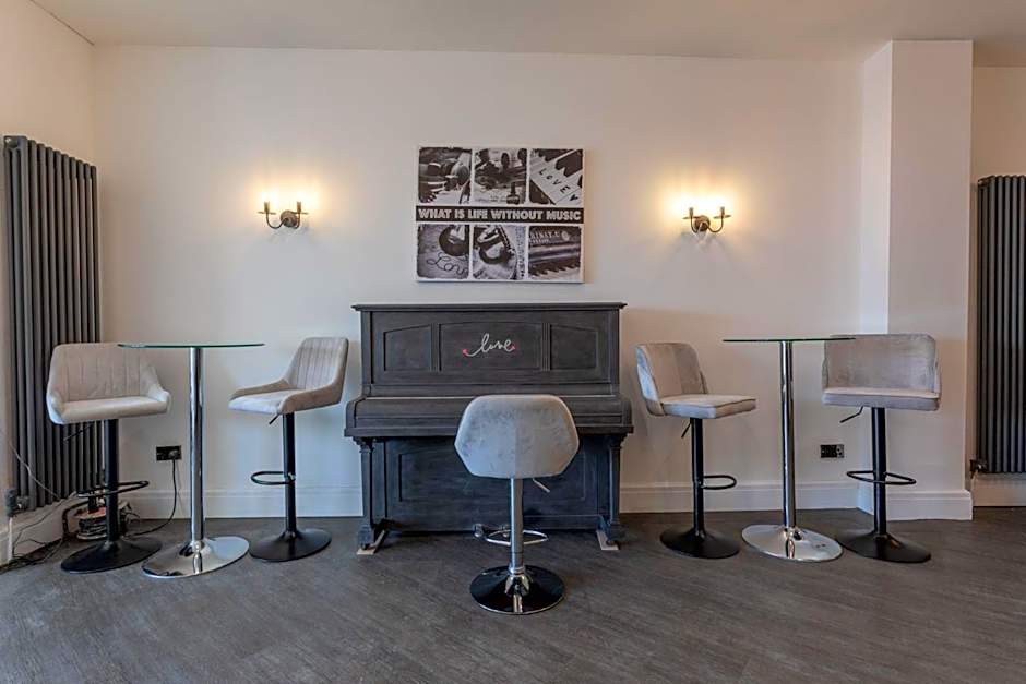 RESIDENCY LUXURY SEAFRONT HOTEL