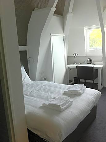 Double standard room