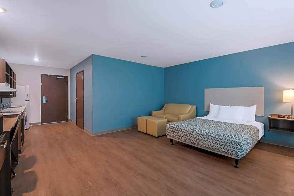 WoodSpring Suites Bellflower - Los Angeles