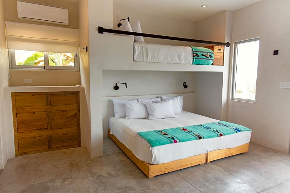 Topia Retreat - Surf Suite Sur