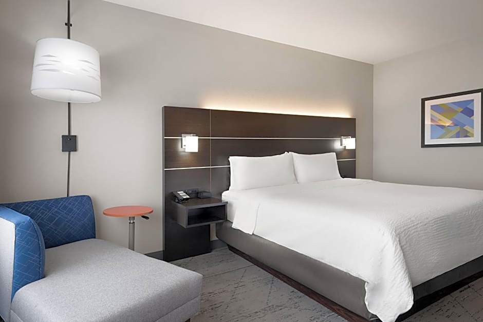 Holiday Inn Express & Suites West Memphis By IHG