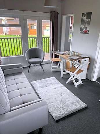 Holiday Chalet D16