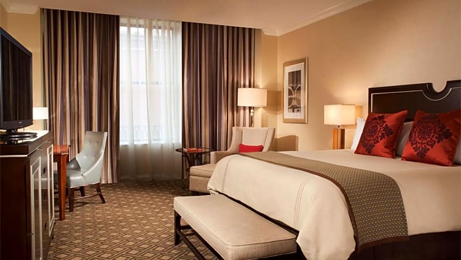 Omni Severin Hotel