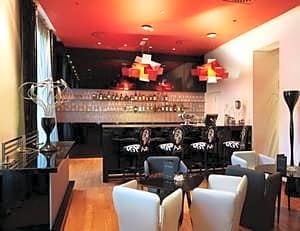 Paseo de Gracia Hotel, Sonder