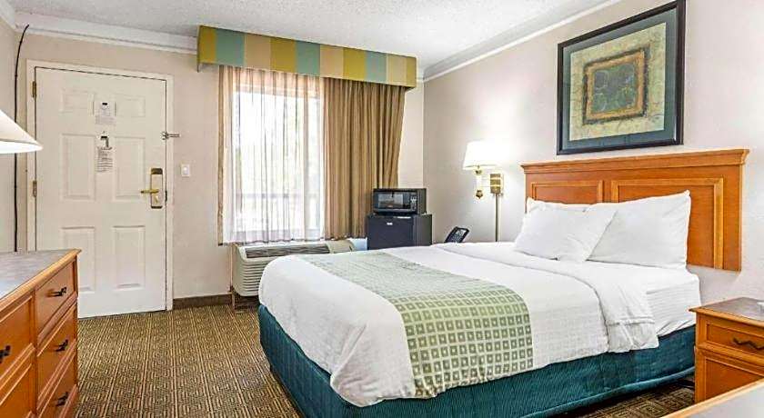 Rodeway Inn Huntsville West