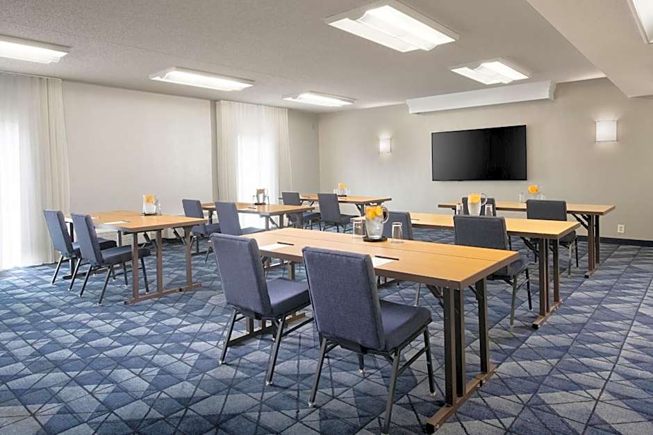 Courtyard by Marriott Dallas Plano Parkway at Preston Road