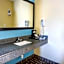 OYO Hotel Knoxville TN Cedar Bluff I-40