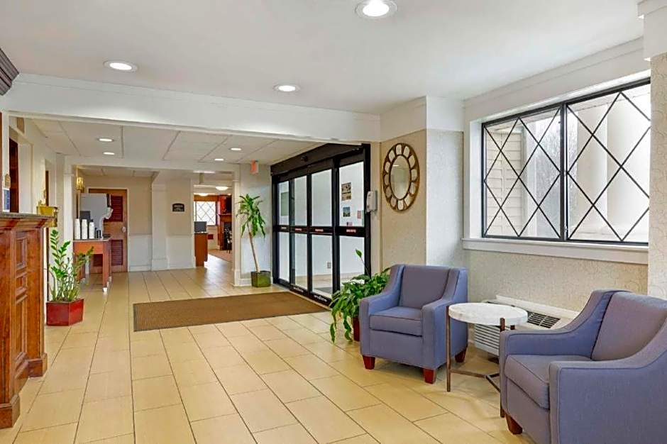 Best Western Plus The Inn At Sharon/Foxboro