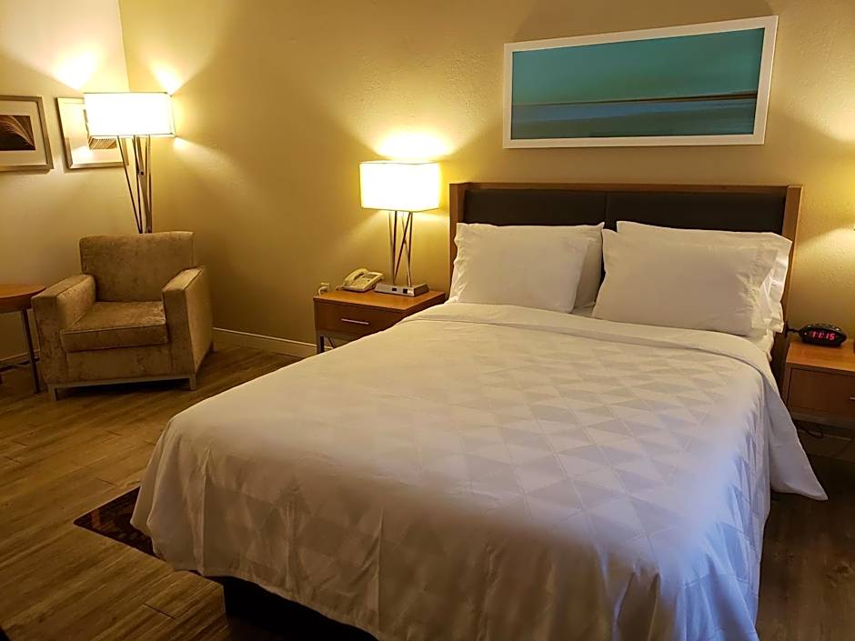 Holiday Inn Express Hotel Pittsburgh-North/Harmarville By IHG