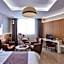 Aura Business Hotel