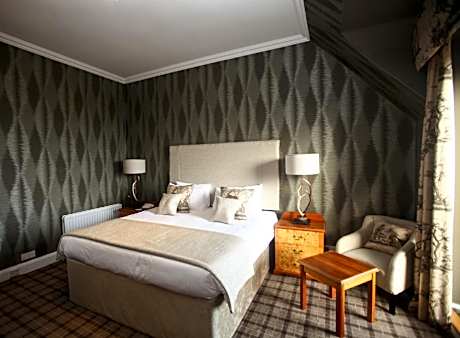 Superior Deluxe Double or Twin Room