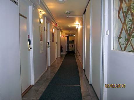 Single Room with Shared Bathroom