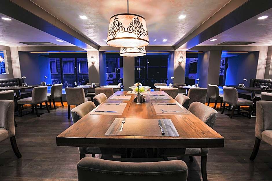 The New Hotel Zeybek