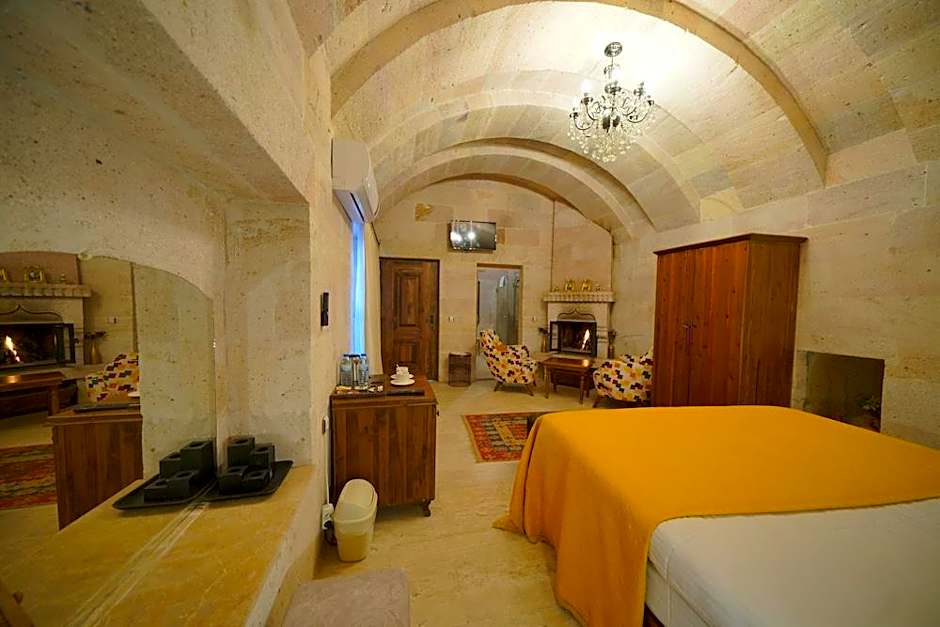 Salkım Cave House