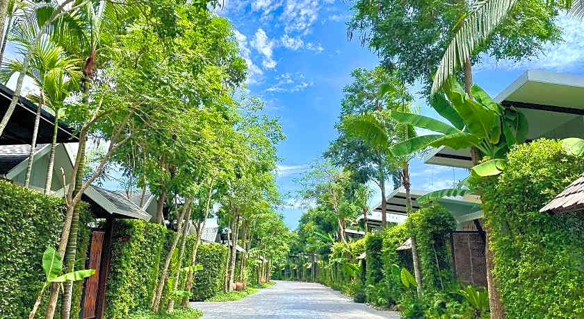 IP Plus Pool Villa Pattaya