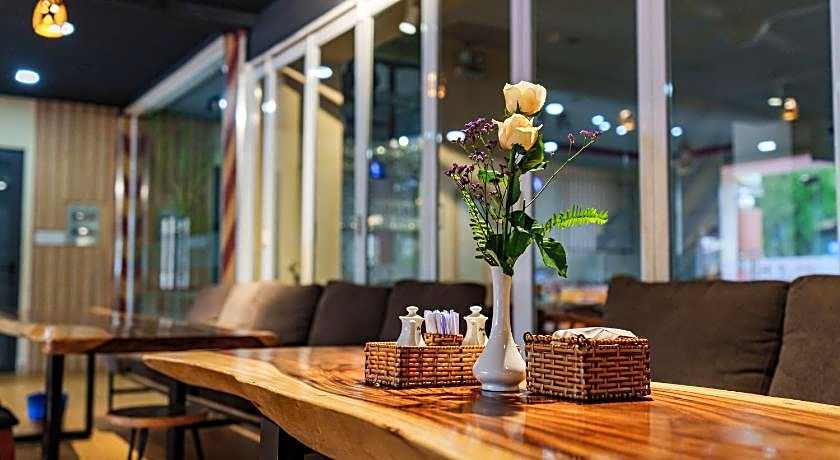 T78 Hotel (Managed by Nha khach T78)