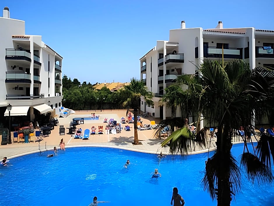 Pins Platja Apartments