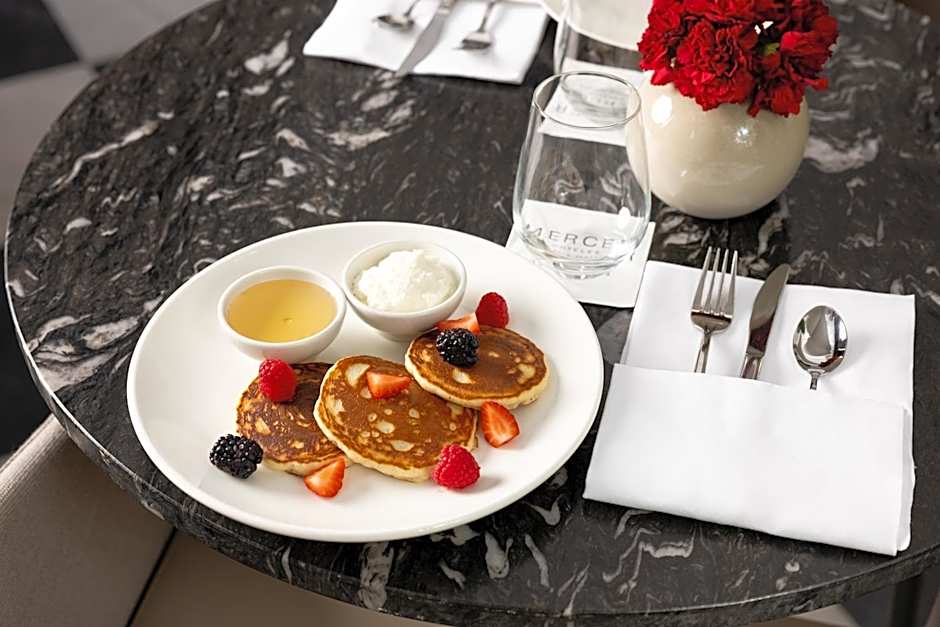 Mercer Plaza Sevilla 5 GL