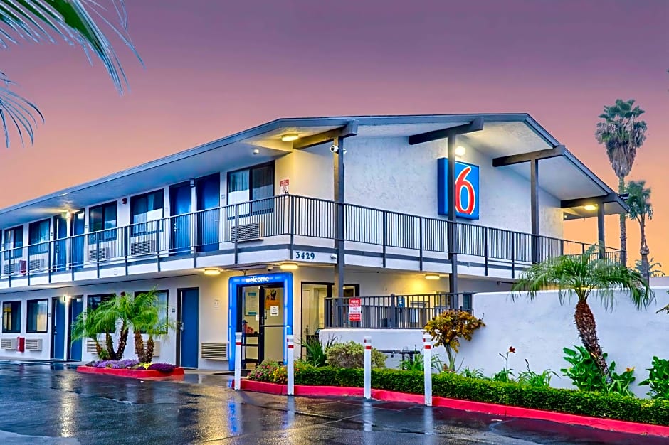 Motel 6-El Monte, CA - Los Angeles
